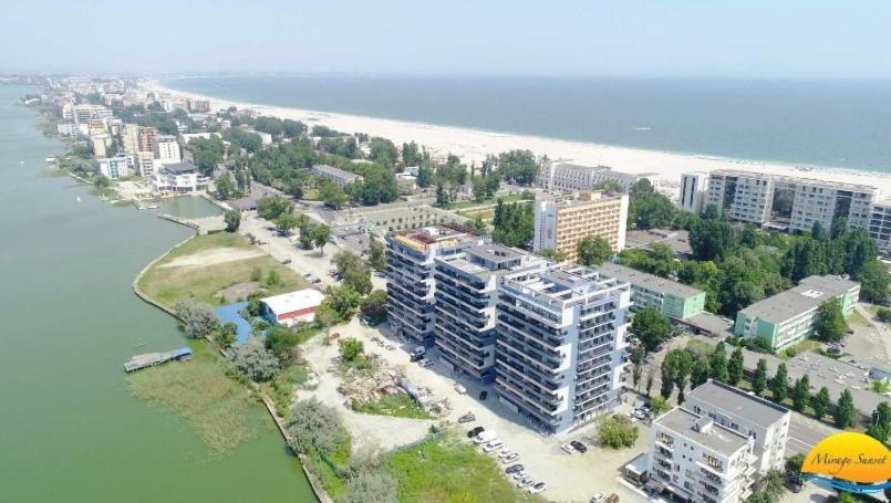 Appartement Mirage Sunset Mamaia Extérieur photo